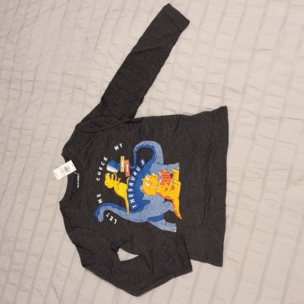 New 5T Long Sleeve T-shirt Old Navy